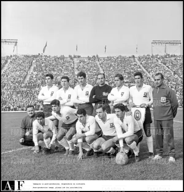 Mondiali di calcio in Cile, la squadra del Cile, 1962 - Farabola Immagine digitale