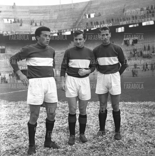 Montuori, Bean e Schiaffino, Italia vs Luton Town, 1957 - Farabola Immagine digitale