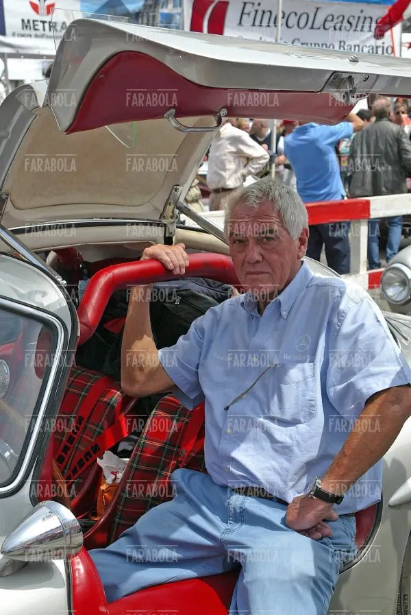Moratti e Von Siebenthal su Mercedes 300 SL, Mille Miglia, 2007 - Farabola Immagine digitale