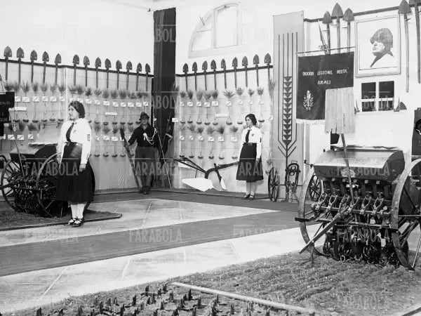 Mostra agricola alla Casa del Balilla, Roma, 1934 - Farabola Immagine digitale