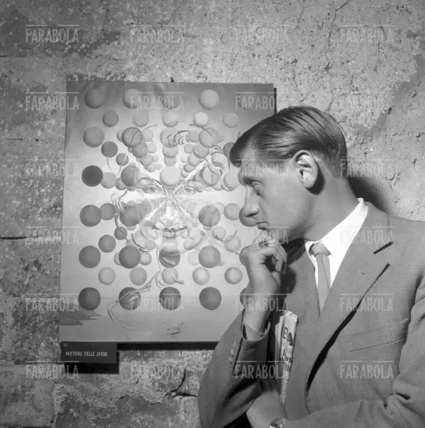 Mostra di Salvador Dalì a Milano, 1954 - Farabola Immagine digitale