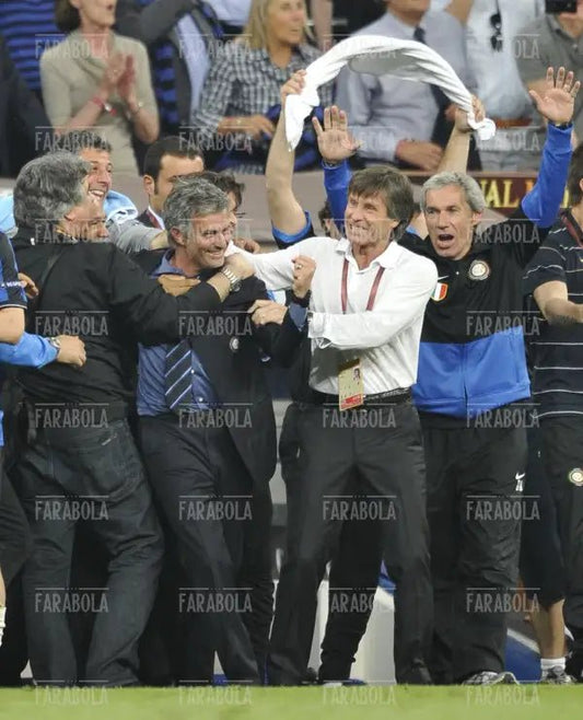 Mourinho, Oriali e Baresi, Bayern Monaco-Inter, 2010 - Farabola Immagine digitale