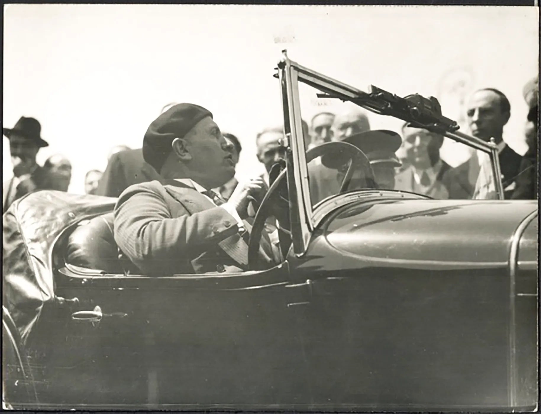 Mussolini all'Auto Raduno a Ostia 1931 Ft 37848 - Stampa 24x18 cm - Farabola Stampa ai sali d'argento