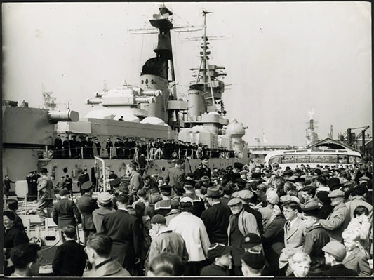 Nave russa a Portsmouth 1956 Ft 36957 - Stampa 20x15 cm - Farabola Stampa ai sali d'argento
