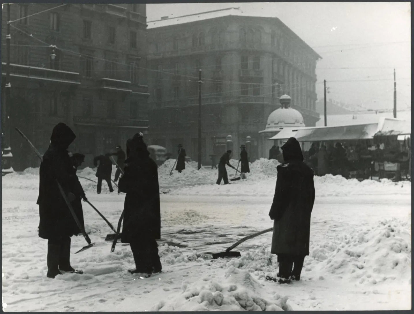 Neve a Milano anni 50 Ft 3397 - Stampa 24x18 cm - Farabola Stampa ai sali d'argento