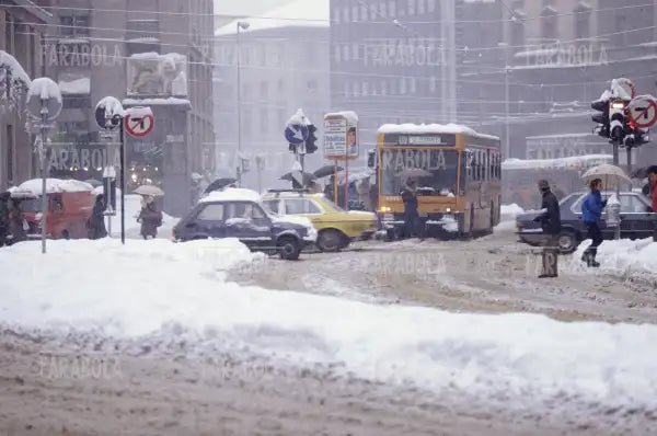 Nevicata a Milano, 1985 - Farabola Immagine digitale