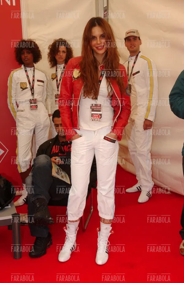 Nina Moric, Mille Miglia, 2004 - Farabola Immagine digitale