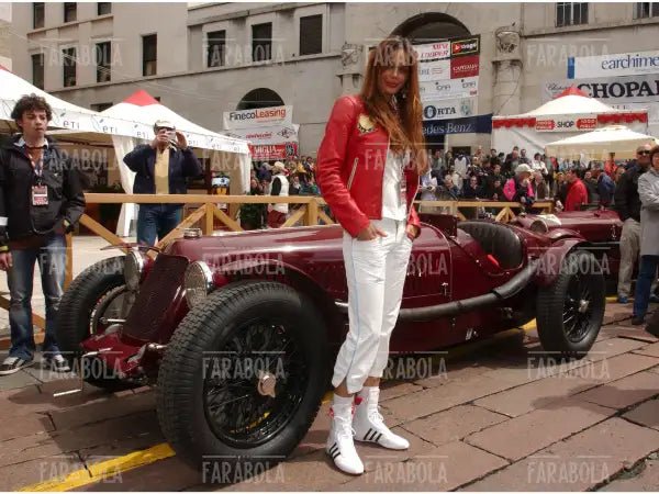 Nina Moric, Mille Miglia, 2004 - Farabola Immagine digitale