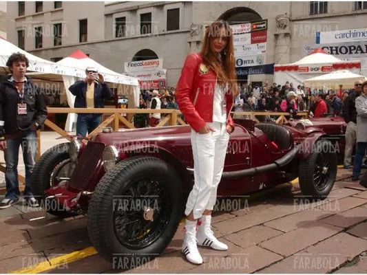Nina Moric, Mille Miglia, 2004 - Farabola Immagine digitale