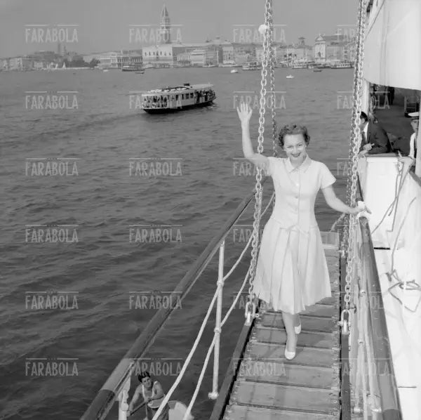 Olivia de Havilland, Festival di Venezia, 1955 - Farabola Immagine digitale