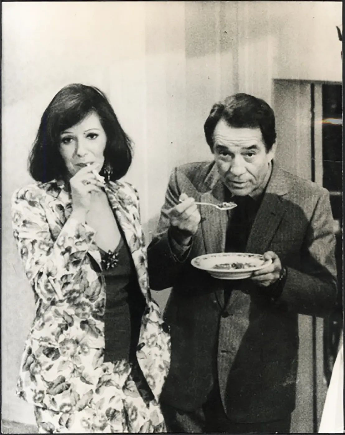 Ombretta Colli e Ugo Tognazzi 1980 Ft 37586 - Stampa 21x27 cm - Farabola Stampa ai sali d'argento