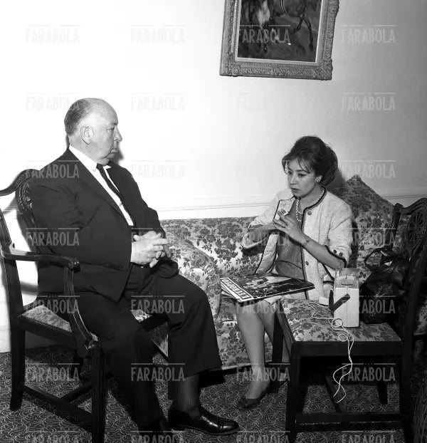 Oriana Fallaci e Alfred Hitchcock, Cannes, 1963 - Farabola Immagine digitale