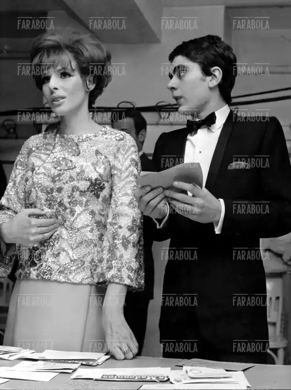 Ornella Vanoni e Mario Guarnera, Festival di Sanremo, 1967 - Farabola Immagine digitale