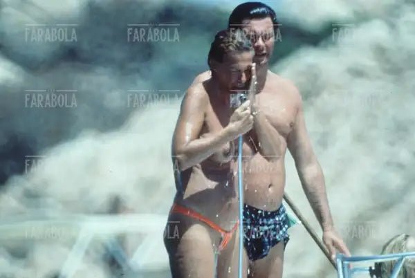 Ornella Vanoni in barca, 1993 - Farabola Immagine digitale
