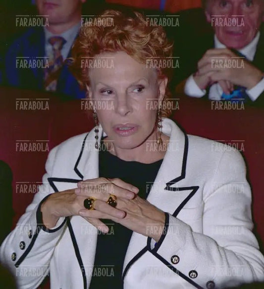 Ornella Vanoni, Milano, 2002 - Farabola Immagine digitale