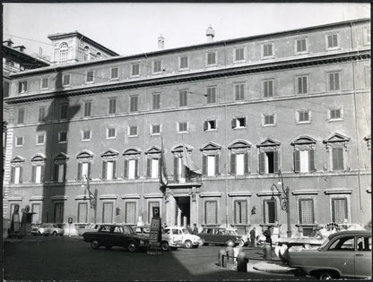 Palazzo Chigi Roma anni 60 Ft 4116 - Stampa 24x18 cm - Farabola Stampa ai sali d'argento