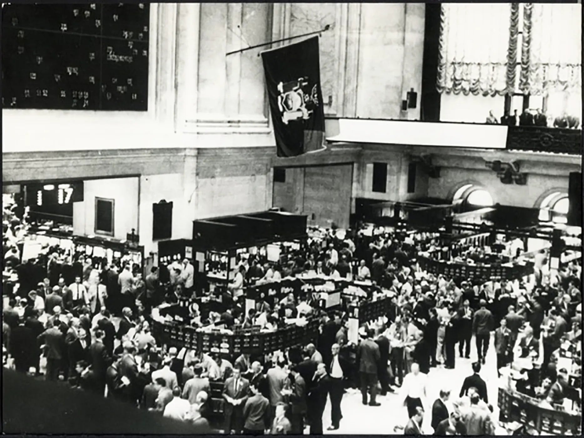 Palazzo della Borsa a New York anni 90 Ft 37951 - Stampa 24x18 cm - Farabola Stampa ai sali d'argento