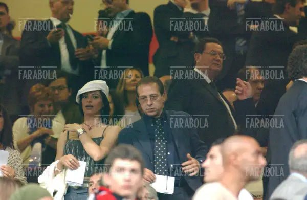 Paolo Berlusconi e Natalia Estrada, Milan vs Inter, 2003 - Farabola Immagine digitale