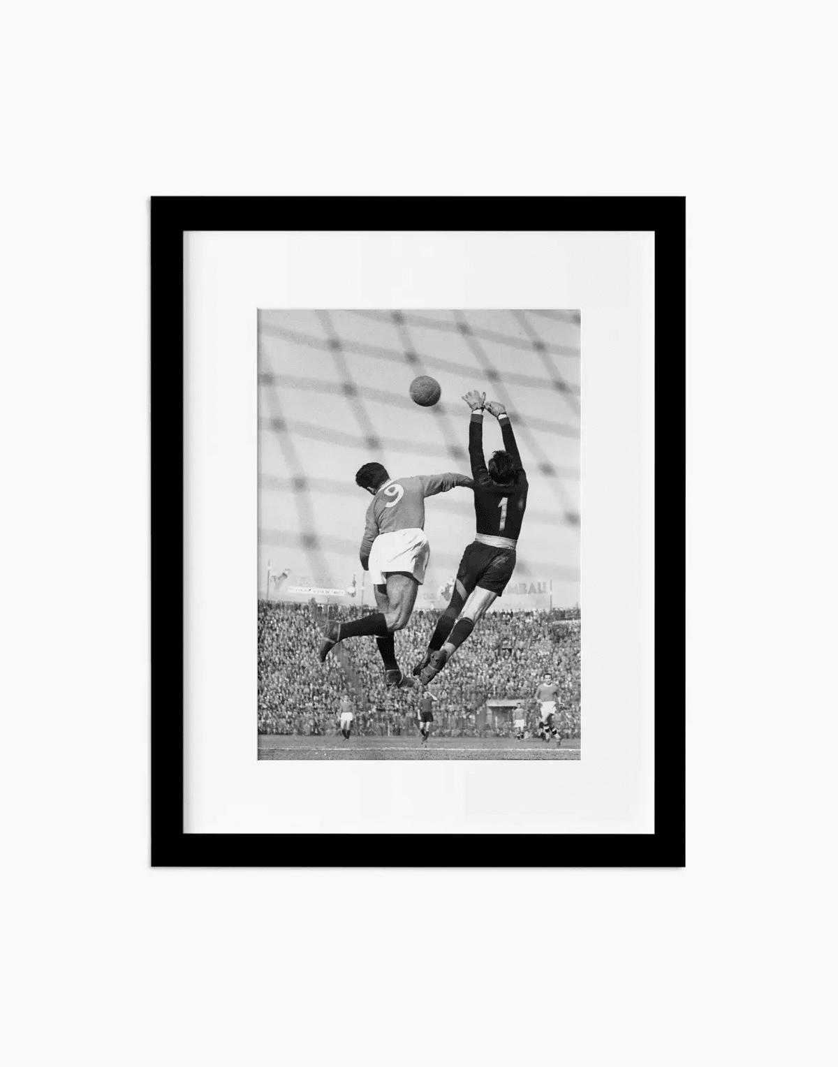 Parata di Puccioni, Inter-Napoli 1952 — stampa fine art con cornice nera