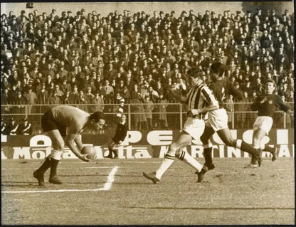 Parata di Sarti Juventus - Fiorentina 1963 Ft 4286 - Stampa 21x27 cm - Farabola Stampa ai sali d'argento