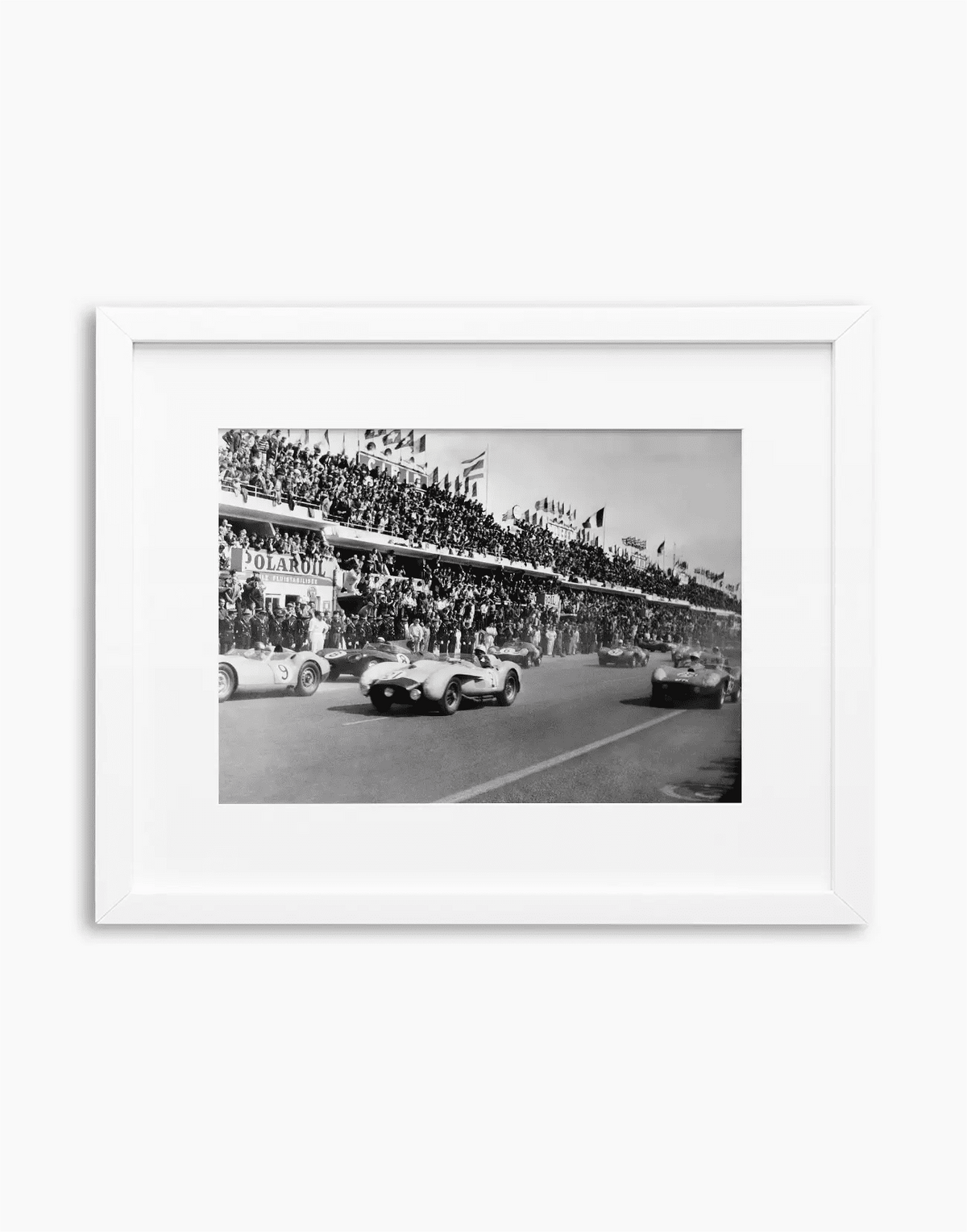 Partenza della 24 Ore di Le Mans, 1958 — stampa fine art con cornice bianca