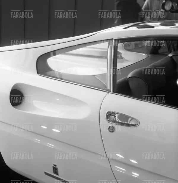 Particolare della Ferrari 365P Speciale, Salone dell'Auto di Parigi, 1966 - Farabola Immagine digitale