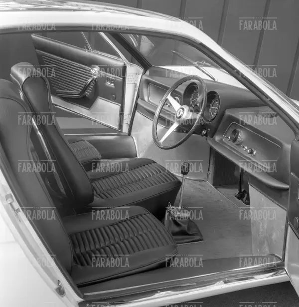 Particolare della Ferrari 365P Speciale, Salone dell'Auto di Parigi, 1966 - Farabola Immagine digitale
