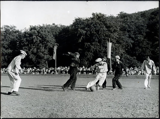 Partita tra Panettieri e Carbonai 1953 Ft 5717 - Stampa 21x15 cm - Farabola Stampa ai sali d'argento