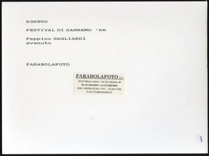 Peppino Gagliardi svenuto Sanremo 1966 Ft 35818 - Stampa 24x18 cm - Farabola Stampa ai sali d'argento (anni 90)