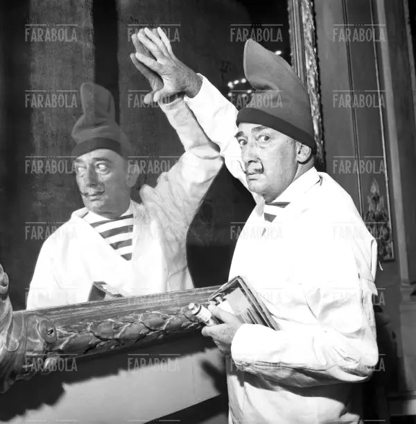 Performance di Salvador Dalì, Festival di Venezia, 1961 - Farabola Immagine digitale