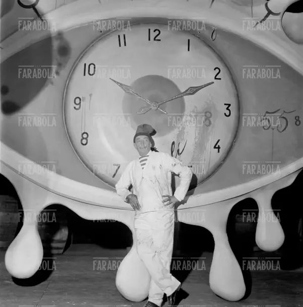 Performance di Salvador Dalì, Festival di Venezia, 1961 - Farabola Immagine digitale