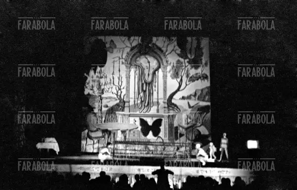 Performance di Salvador Dalì, Festival di Venezia, 1961 - Farabola Immagine digitale