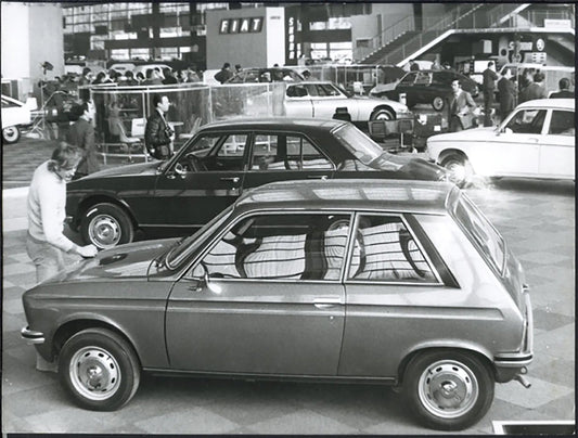 Peugeot 104 Salone Auto Parigi 1973 Ft 36515 - Stampa 24x18 cm - Farabola Stampa ai sali d'argento