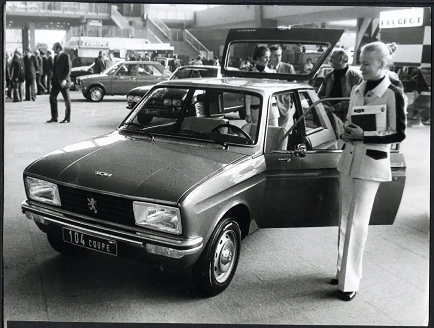 Peugeot 104 Salone Auto Parigi 1973 Ft 36529 - Stampa 24x18 cm - Farabola Stampa ai sali d'argento