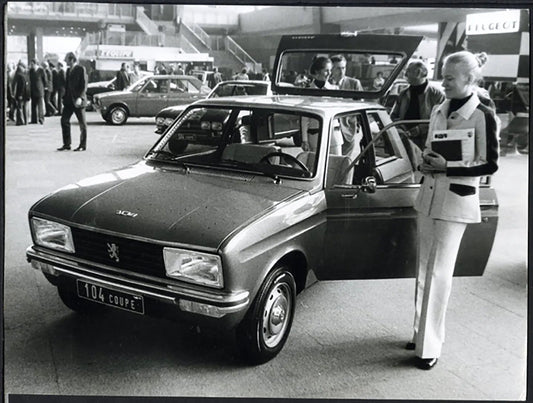 Peugeot 104 Salone Auto Parigi 1973 Ft 36529 - Stampa 24x18 cm - Farabola Stampa ai sali d'argento