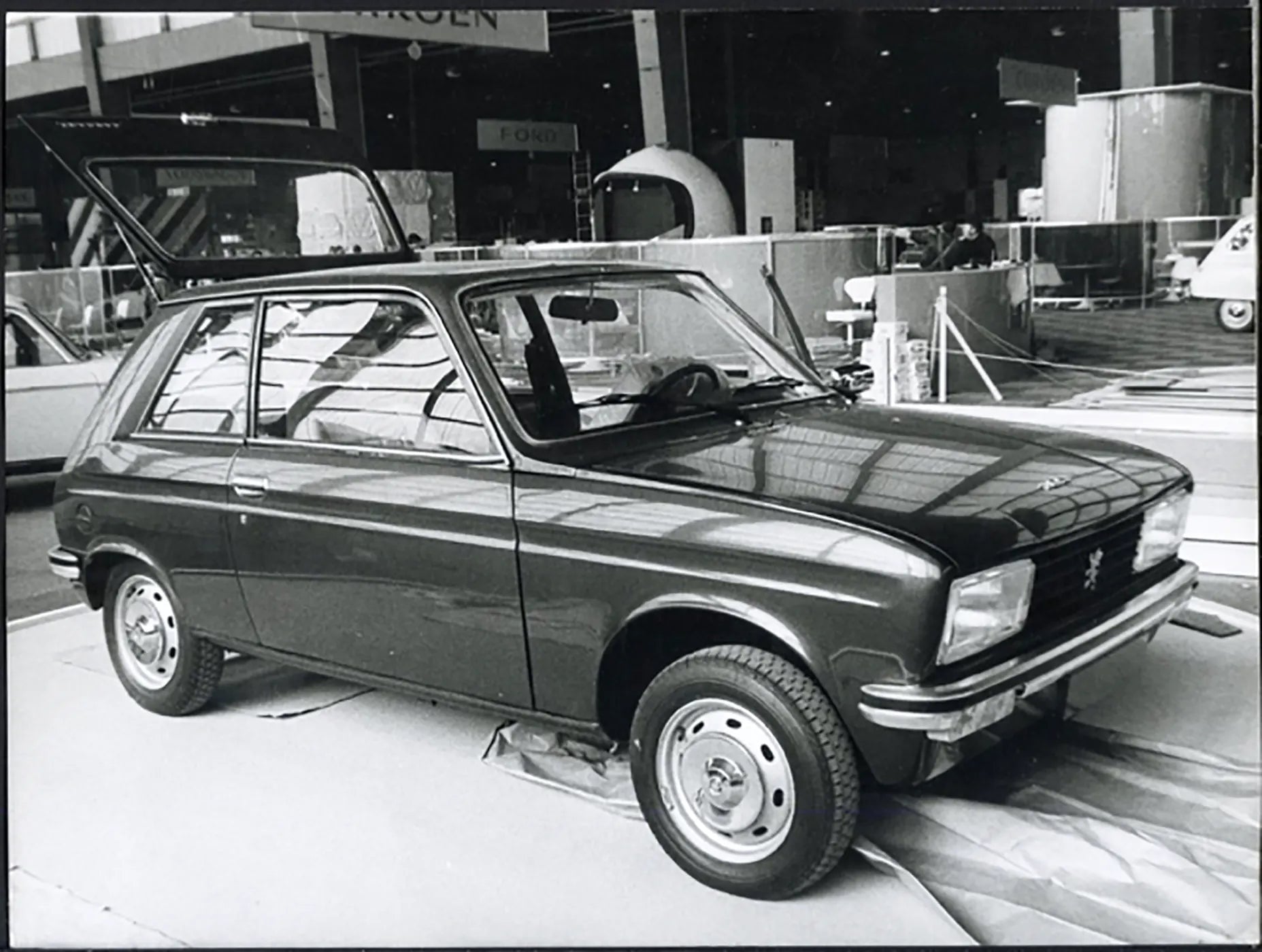 Peugeot 104 Salone Auto Parigi 1973 Ft 36662 - Stampa 24x18 cm - Farabola Stampa ai sali d'argento