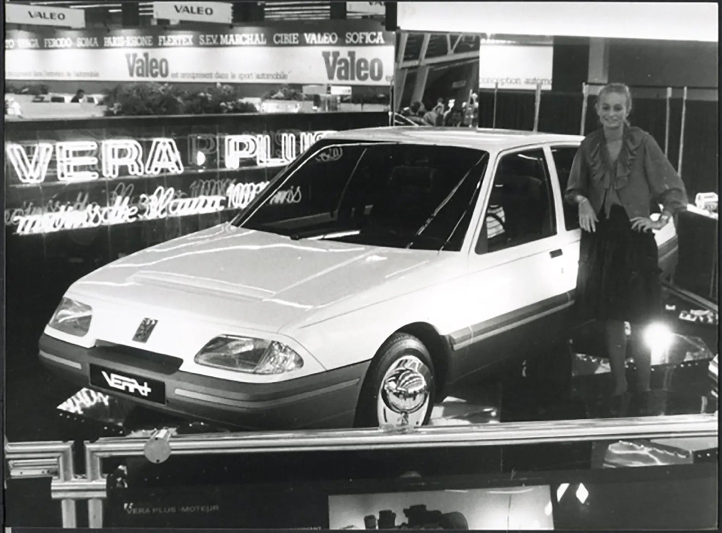 Peugeot Vera Salone Auto Parigi 1982 Ft 37026 - Stampa 24x18 cm - Farabola Stampa ai sali d'argento