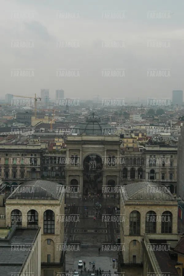 Piazza del Duomo, Milano, 2003 - Farabola Immagine digitale