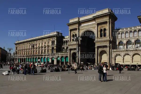 Piazza del Duomo, Milano, 2008 - Farabola Immagine digitale