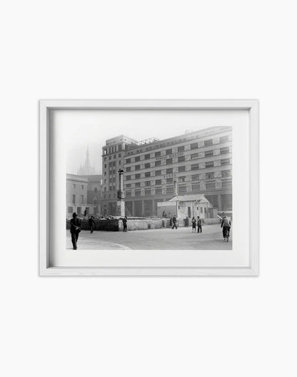 Piazza Diaz, Milano 1949 - Farabola Fotografia