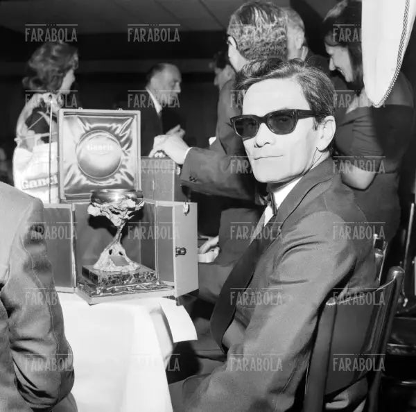 Pier Paolo Pasolini, Oscar della Popolarità, 1966 - Farabola Immagine digitale