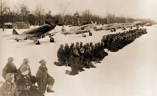 Piloti del 12° Reggimento Caccia Sovietico, anni 40 - Farabola Immagine digitale