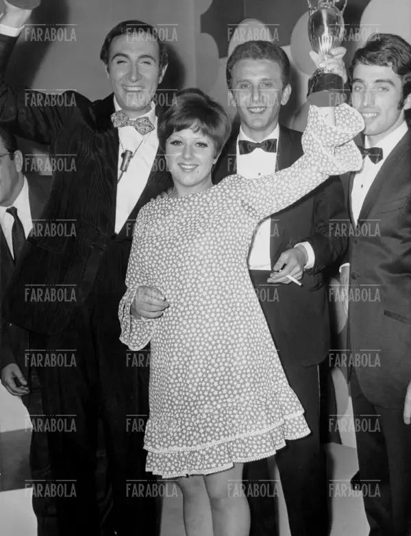 Pippo Baudo e Orietta Berti, Un disco per l'estate, 1968 - Farabola Immagine digitale