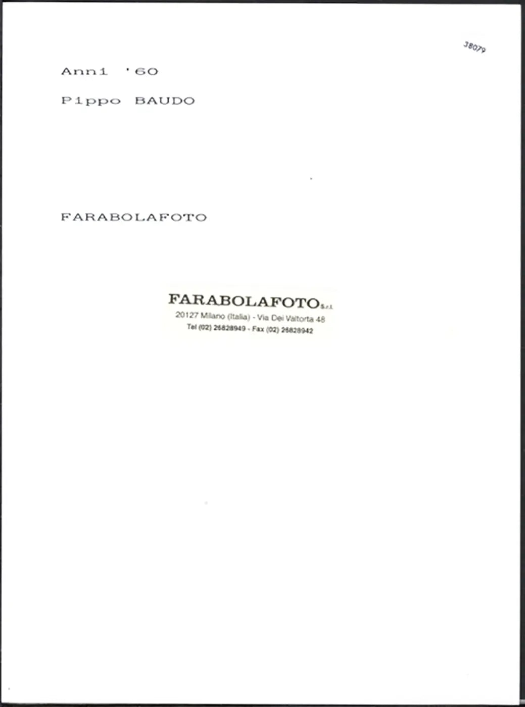Pippo Baudo su una moto anni 60 Ft 38079 - Stampa 24x18 cm - Farabola Stampa ai sali d'argento (anni 90)