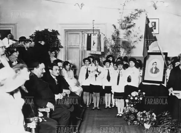 Premiazione in una scuola femminile, Roma, 1928 - Farabola Immagine digitale