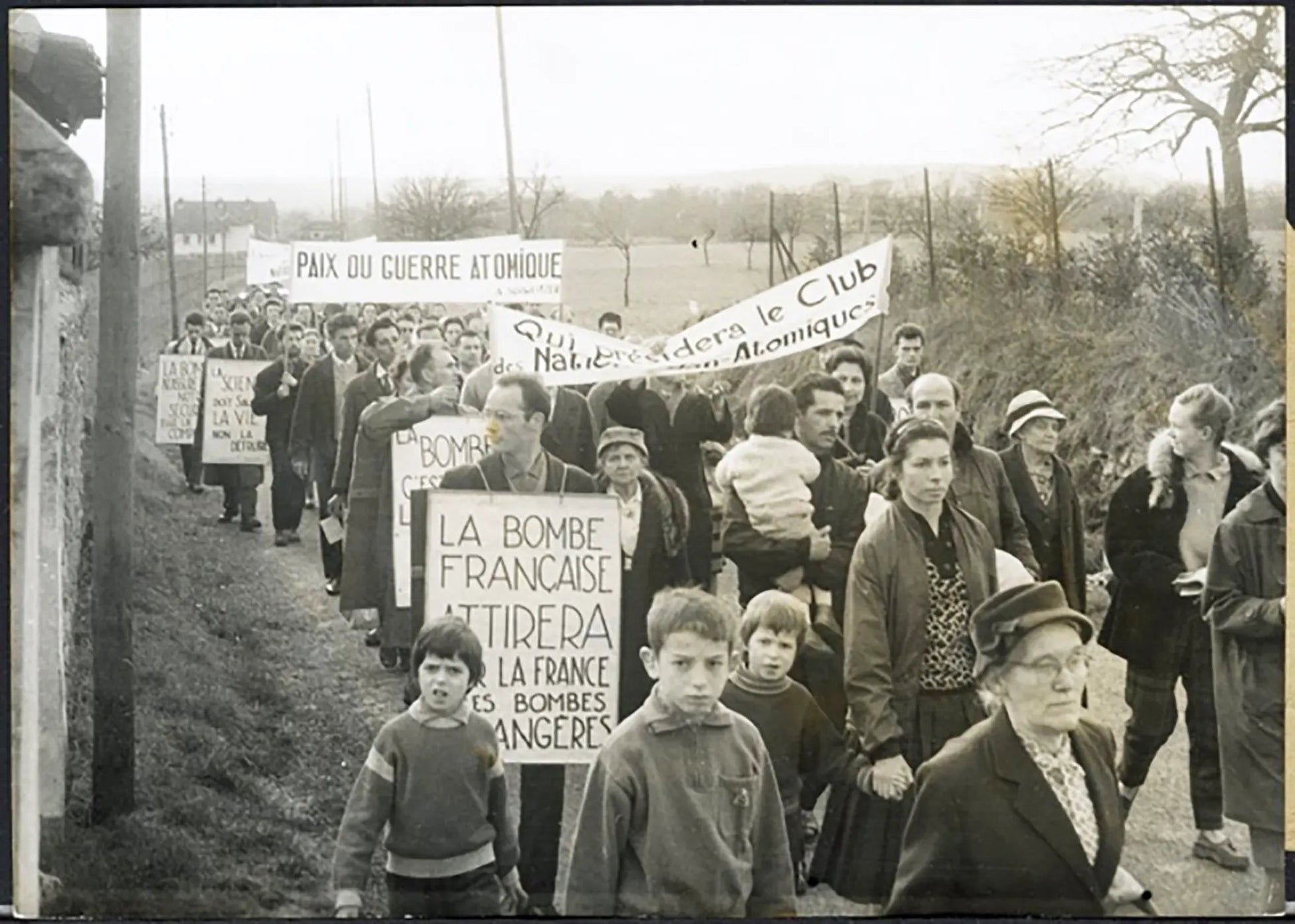 Protesta contro la guerra Francia 1960 Ft 5178 - Stampa 13x18 cm - Farabola Stampa ai sali d'argento