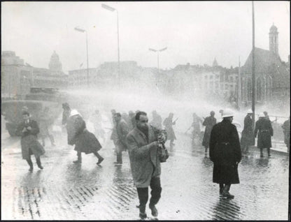 Proteste a Bruxelles 1960 Ft 3228 - Stampa 20x15 cm - Farabola Stampa ai sali d'argento