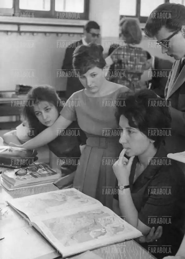 Prove orali di maturità, Milano, anni 60 - Farabola Immagine digitale