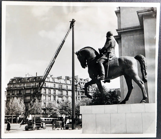 Pulizia delle lampade a Parigi 1950 Ft 3085 - Stampa 24x18 cm - Farabola Stampa ai sali d'argento