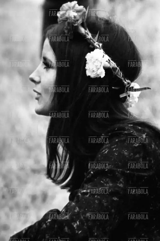 Raduno di hippies per il Festival of the Flower Children, Bedford, 1967 - Farabola Immagine digitale
